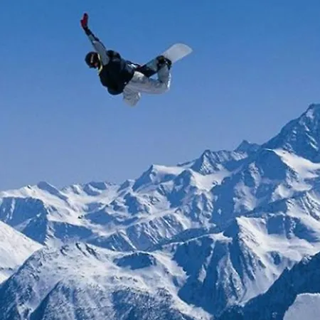 Arcade & Lejlighed Saas Fee