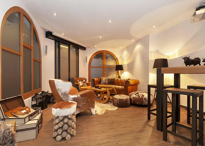 Διαμέρισμα Arcade & *