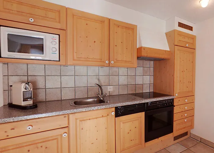 아파트 Arcade & *